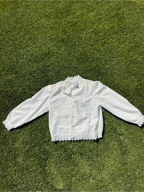 vintage Brownstone Studio lace-accented blouse